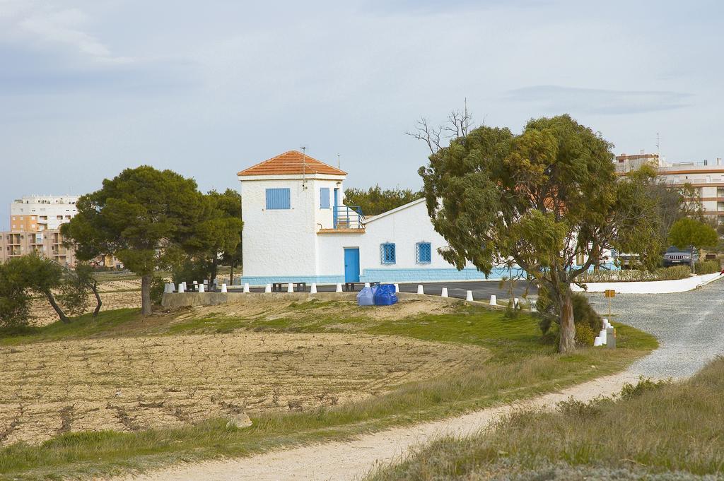Hostal Alba La Mata  Buitenkant foto