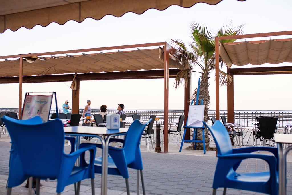 Hostal Alba La Mata  Buitenkant foto